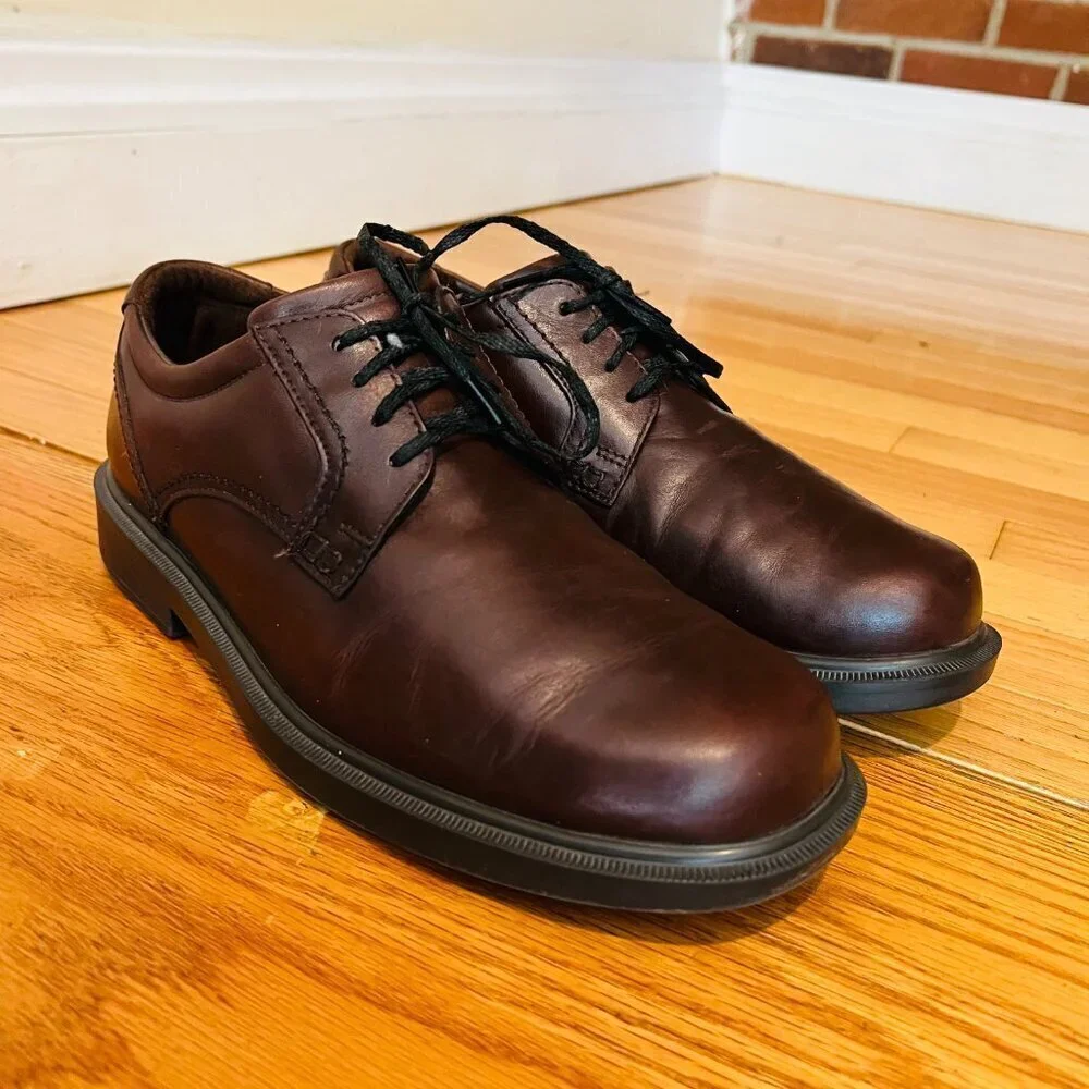 SAS Size 9.5 M Leather Ambassador Lace Tripad Shoes Brown